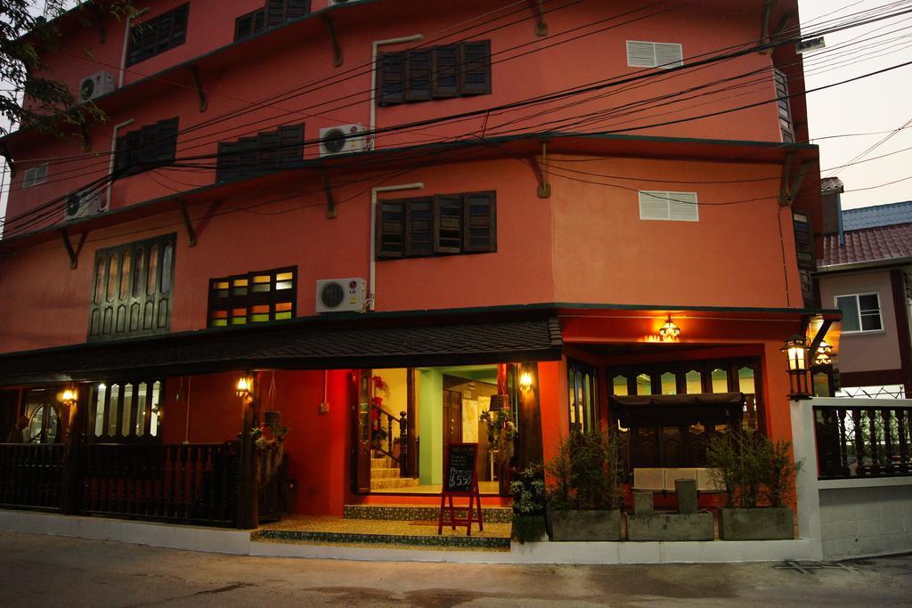 The Corner Inn Chiang Mai Extérieur photo