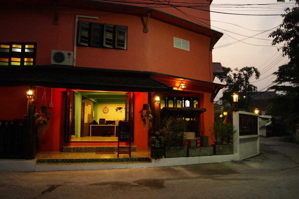 The Corner Inn Chiang Mai Extérieur photo