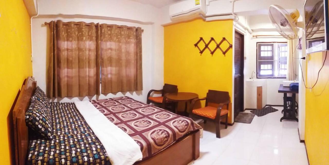 The Corner Inn Chiang Mai Extérieur photo